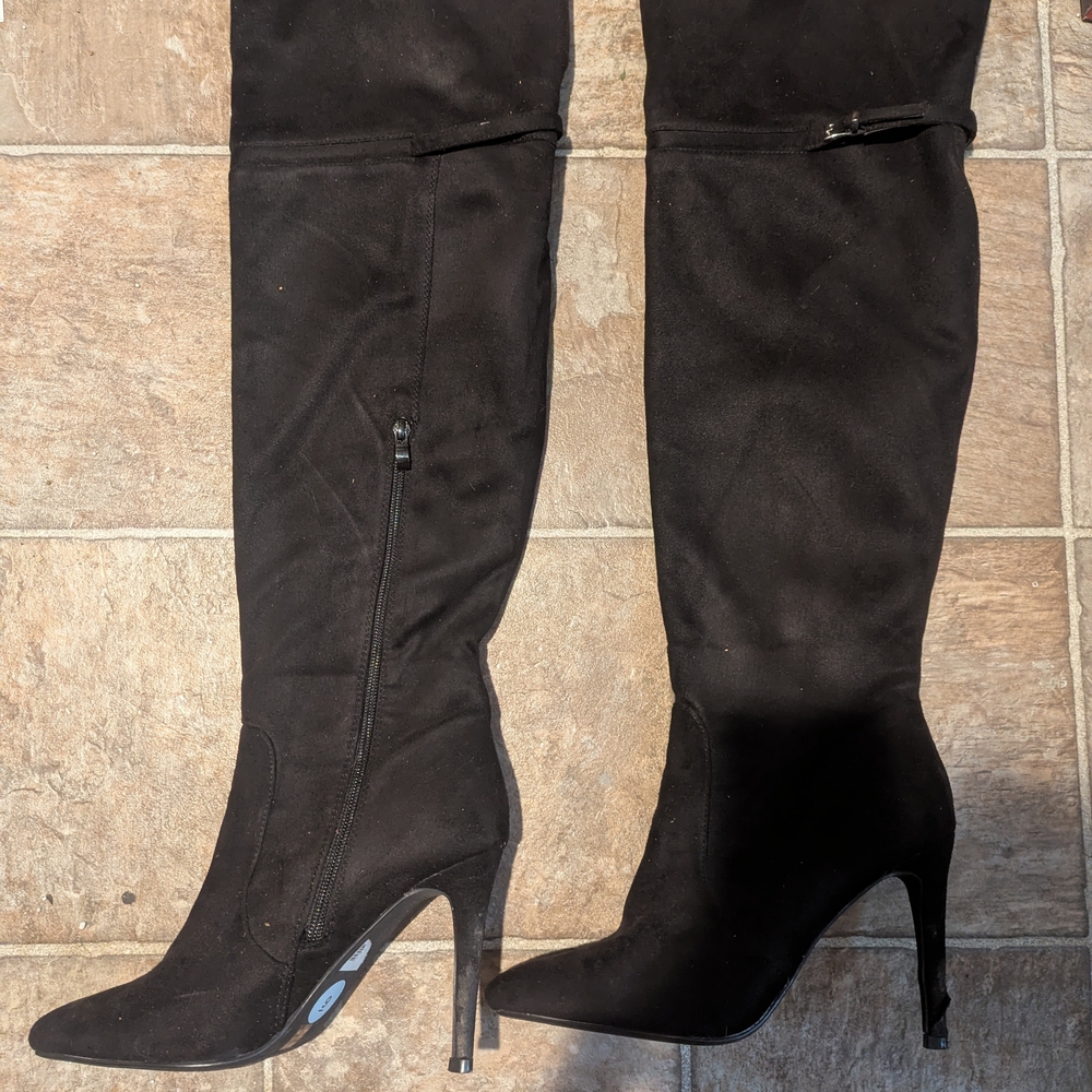 Chinese Laundry Black Over the Knee Boots - Picture 2 of 2